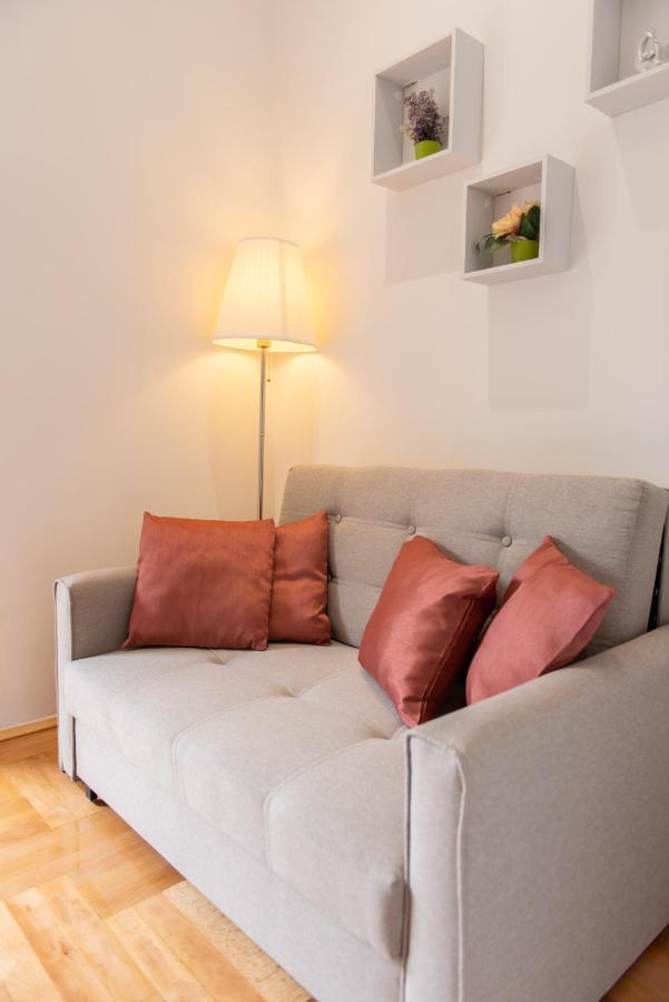 Studio Apartment Vittoria 洛夫兰 外观 照片