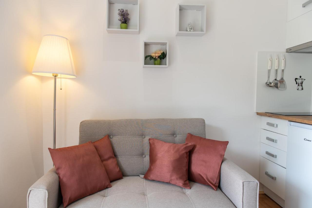Studio Apartment Vittoria 洛夫兰 外观 照片