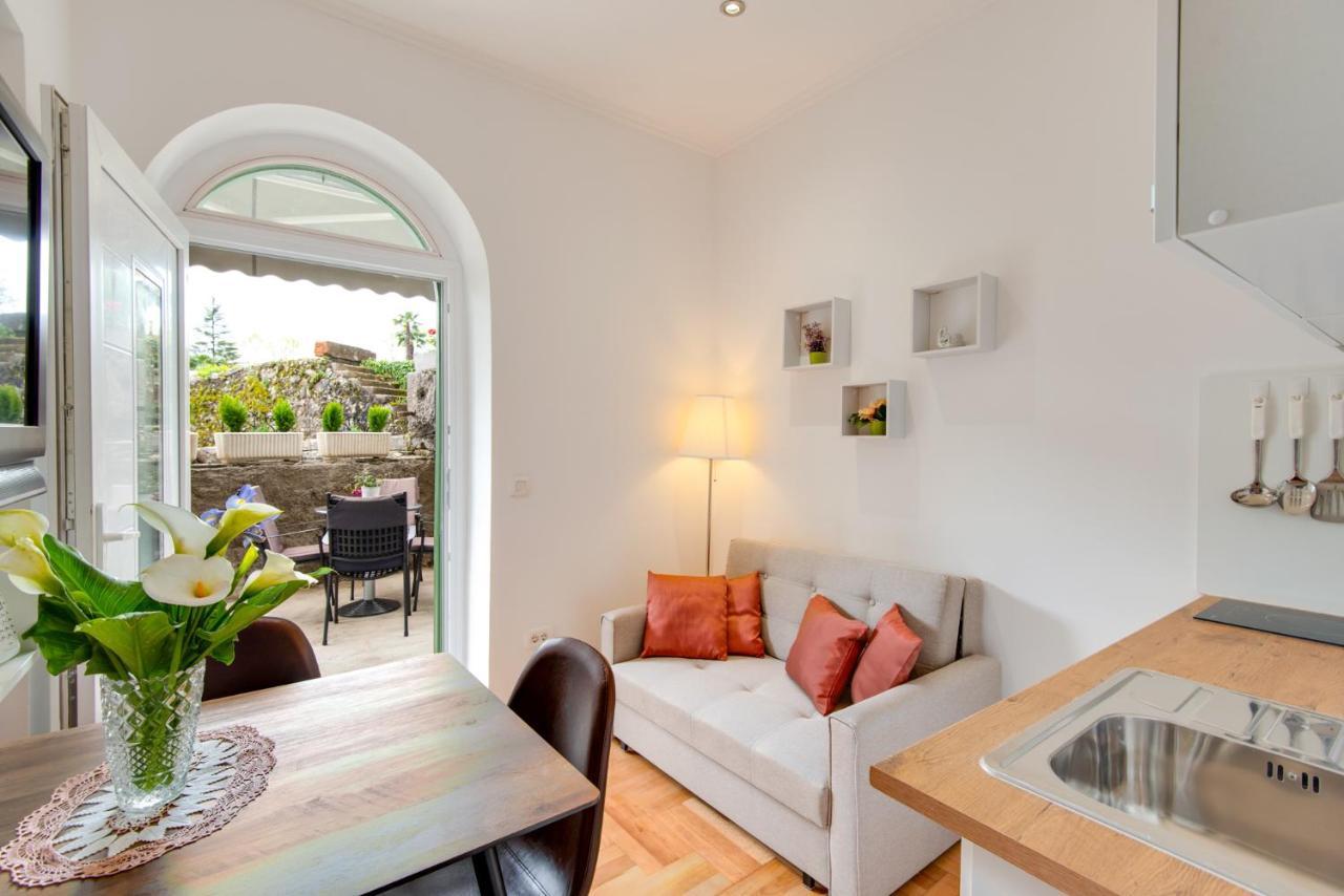 Studio Apartment Vittoria 洛夫兰 外观 照片