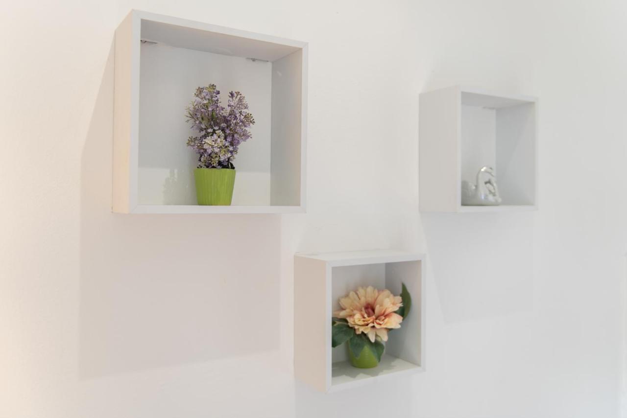 Studio Apartment Vittoria 洛夫兰 外观 照片