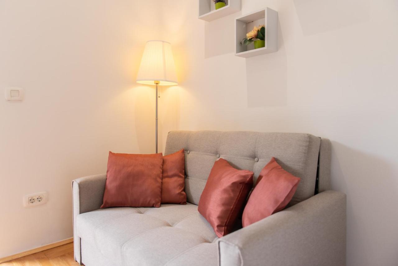 Studio Apartment Vittoria 洛夫兰 外观 照片